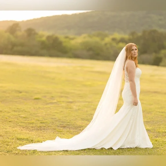 Stella York Dresses | Stella York Sku 7078 Off-White Fit & Flare Lace Wedding Dress | Color: White | Size: 10 | G_Tedder's Closet